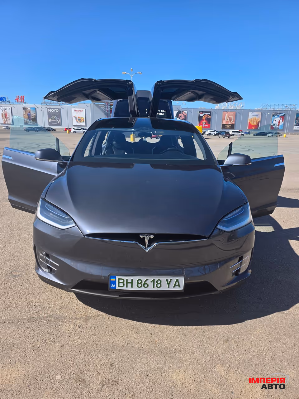 Tesla Model X - фото 55
