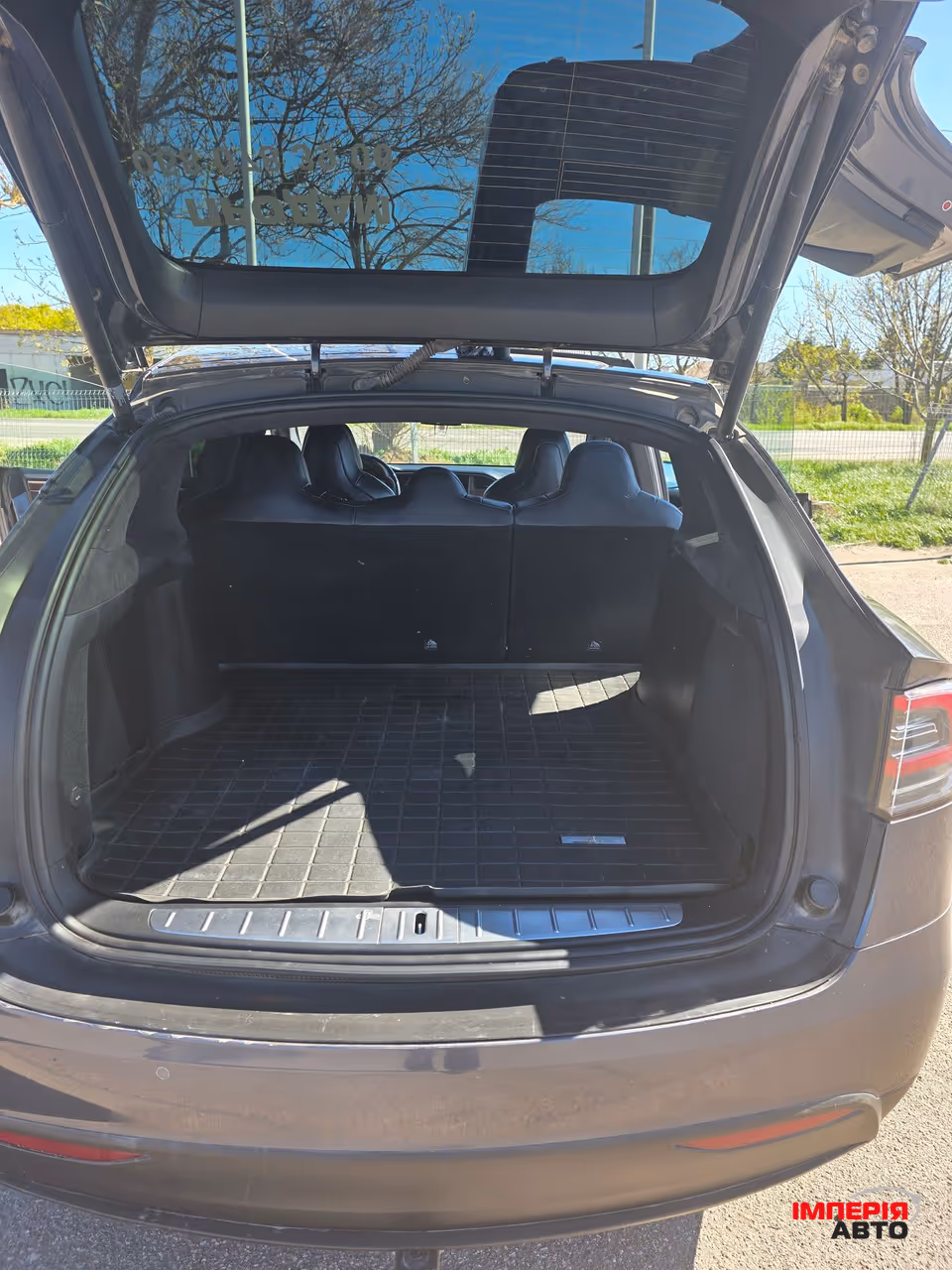 Tesla Model X - фото 46