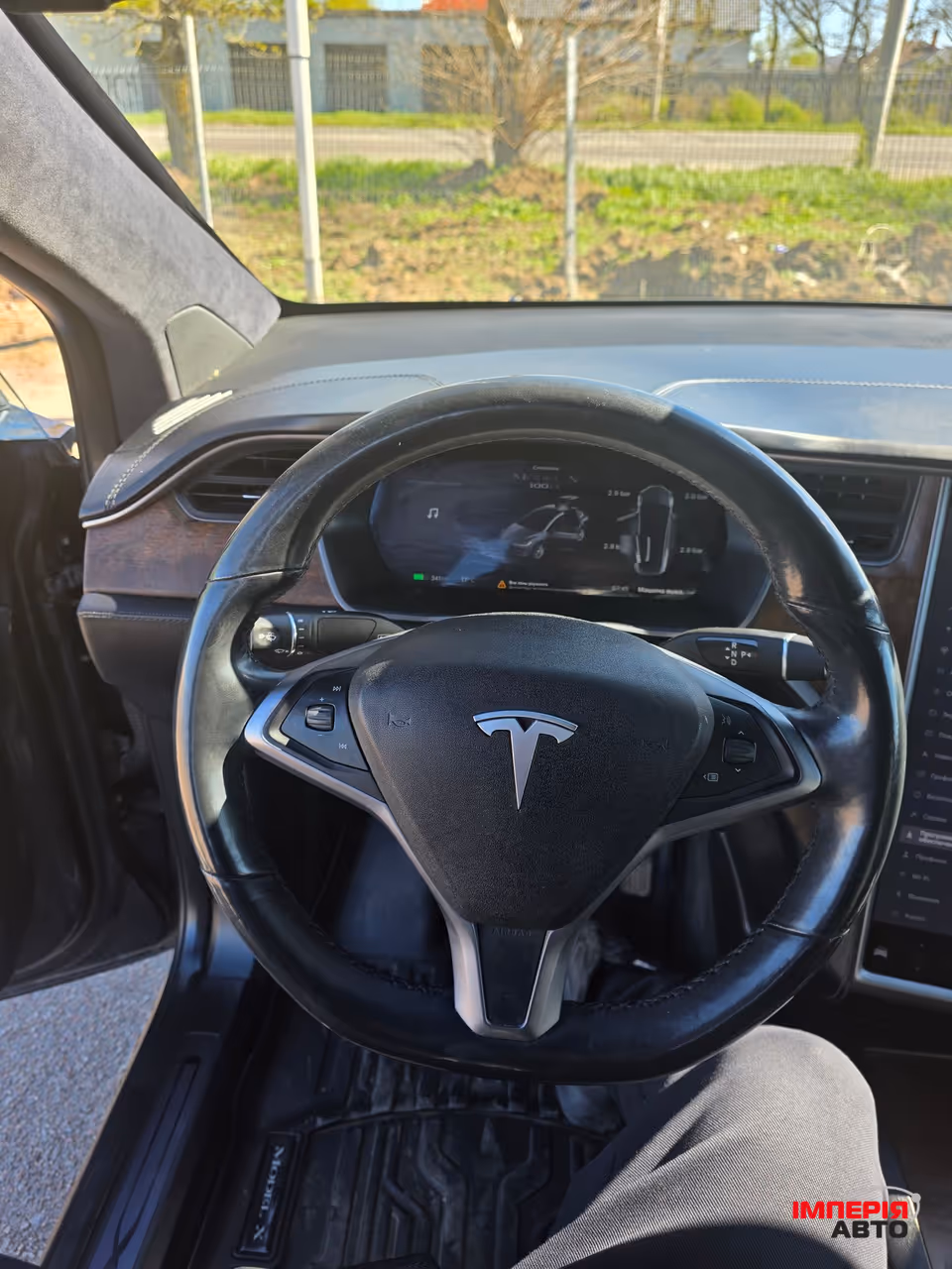 Tesla Model X - фото 75