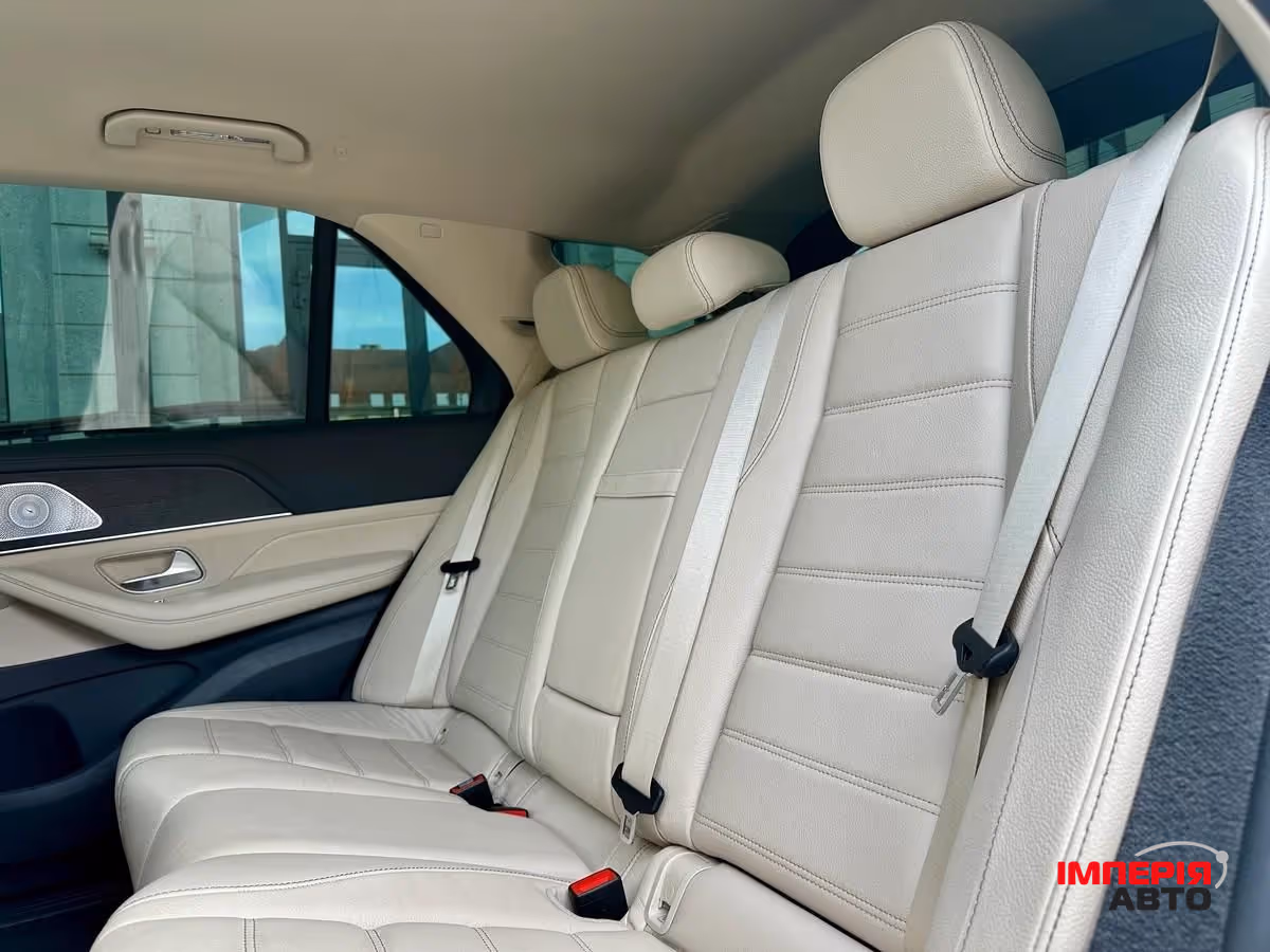 Mercedes-Benz GLE - фото 13
