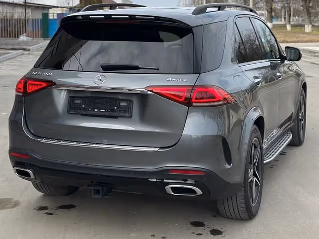 Mercedes-Benz GLE - фото 3