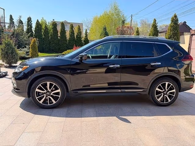 Nissan Rogue - фото 2