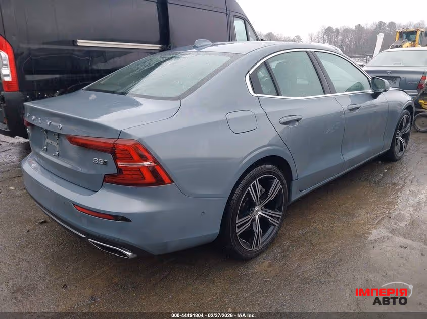 Volvo S60 - фото 6