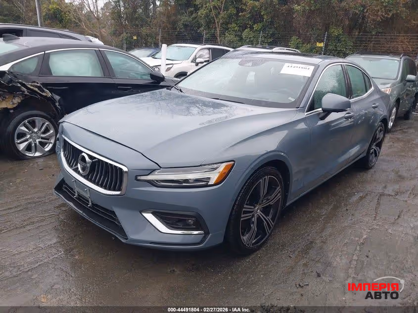 Volvo S60 - фото 3