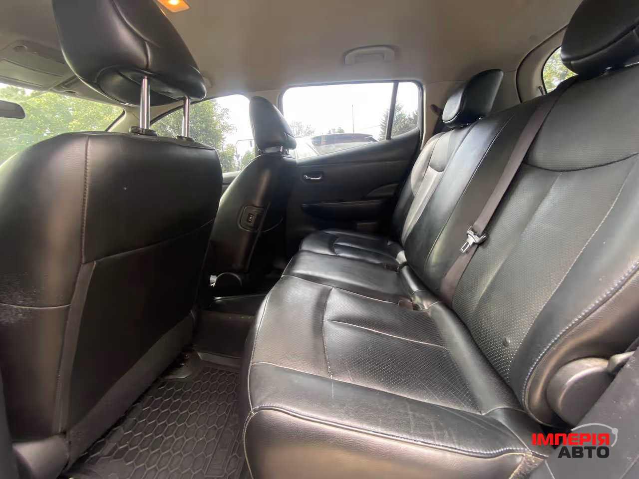Nissan Leaf - фото 21