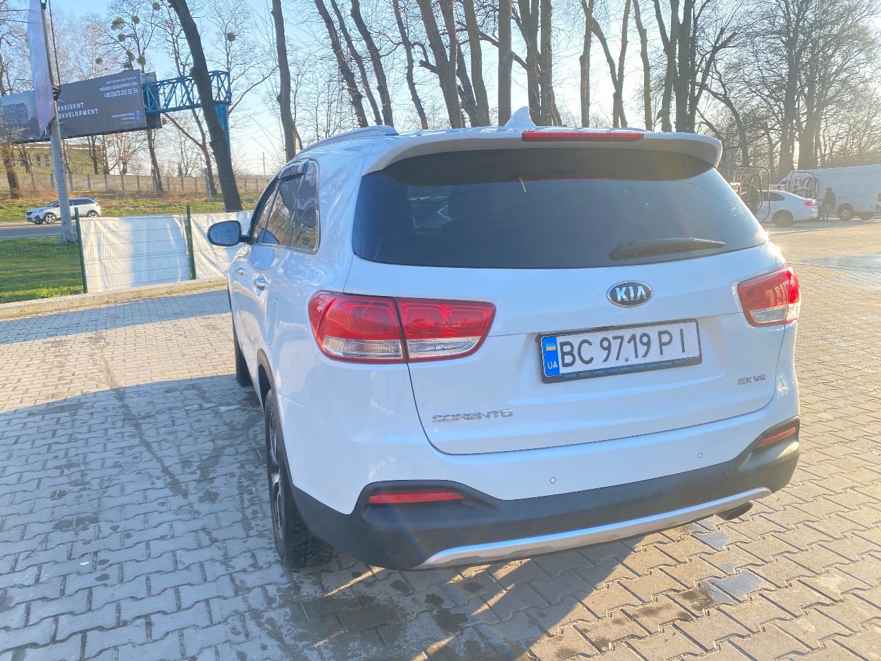 Kia Sorento - фото 4