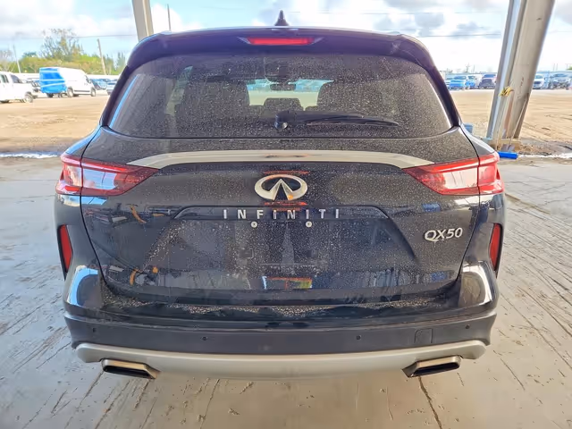 Infiniti QX50 - фото 3