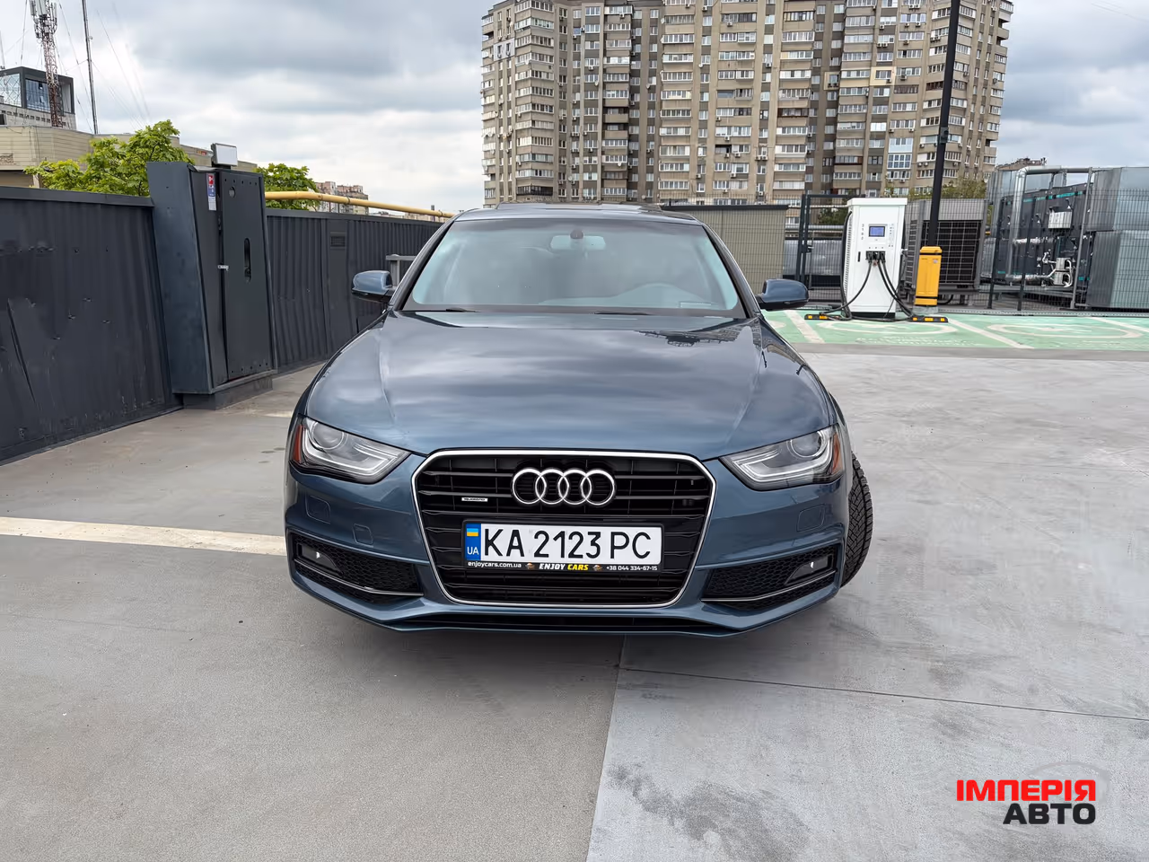 Audi A4 - фото 2