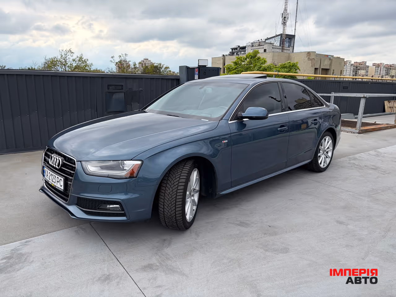 Audi A4 - фото 3