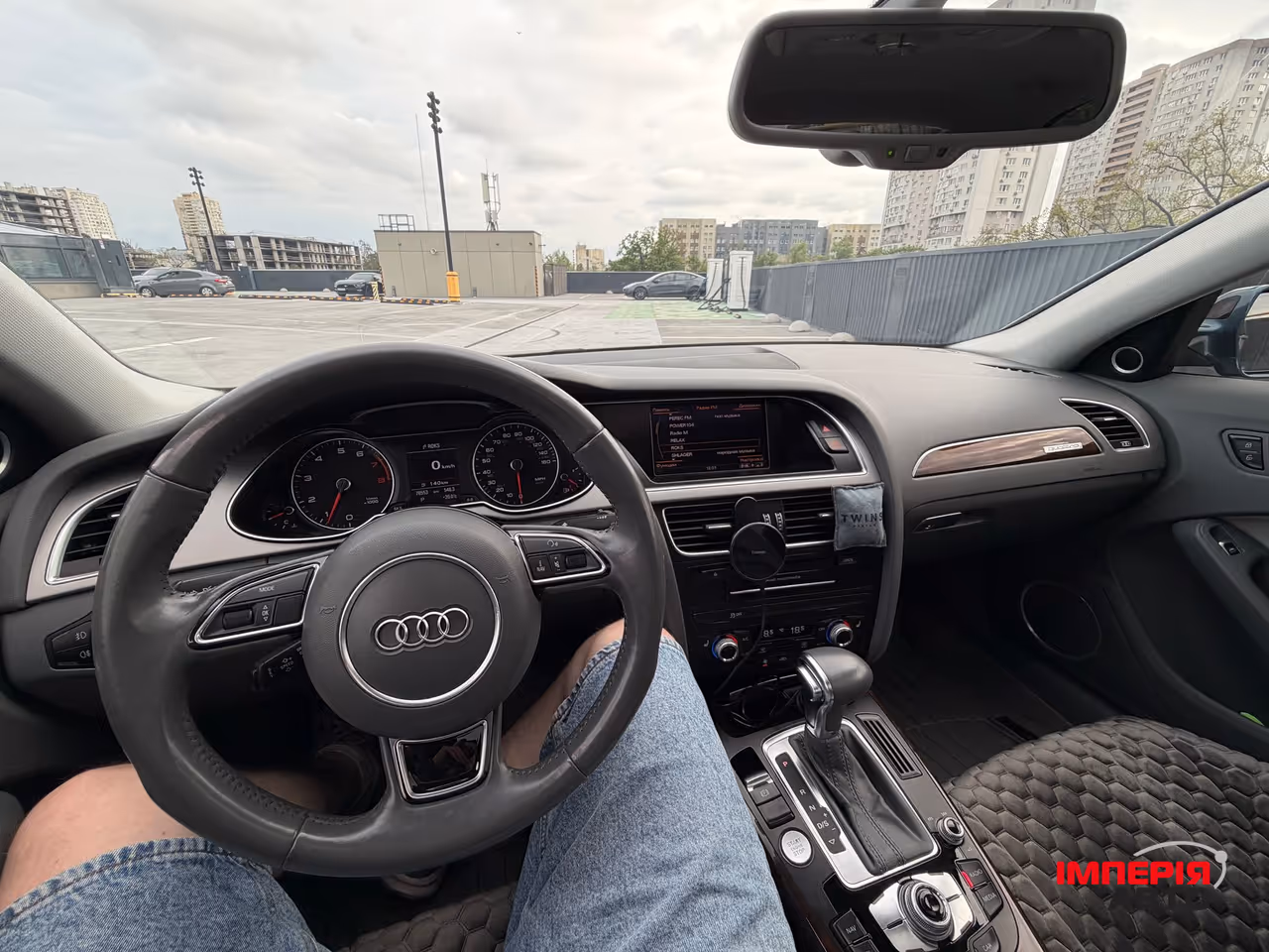 Audi A4 - фото 36