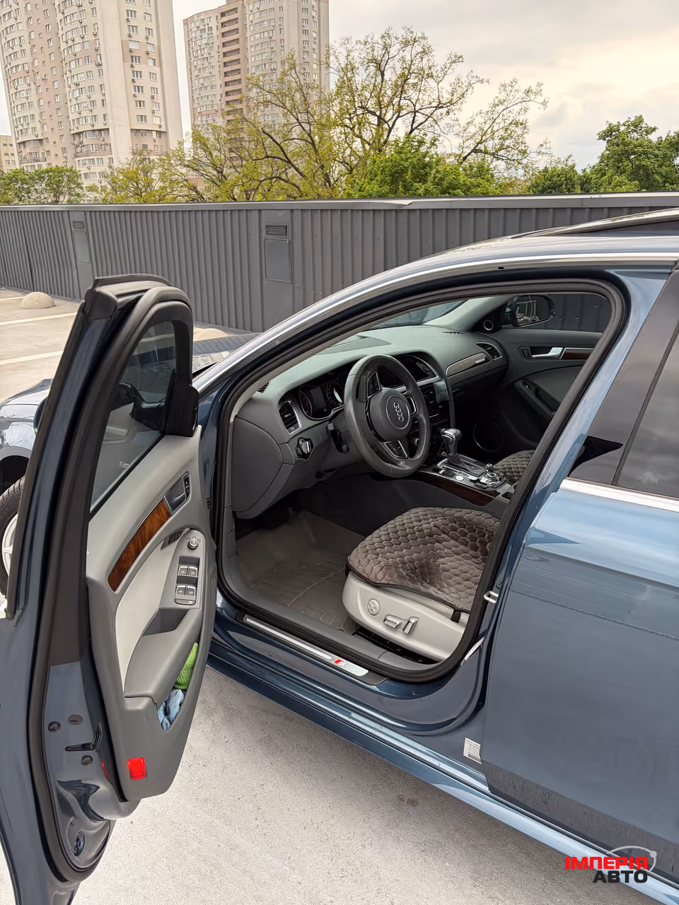 Audi A4 - фото 6