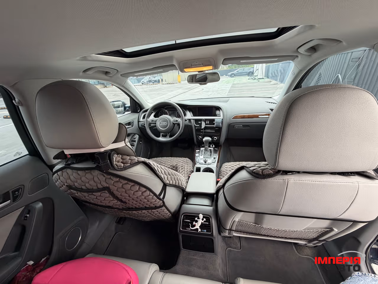 Audi A4 - фото 21