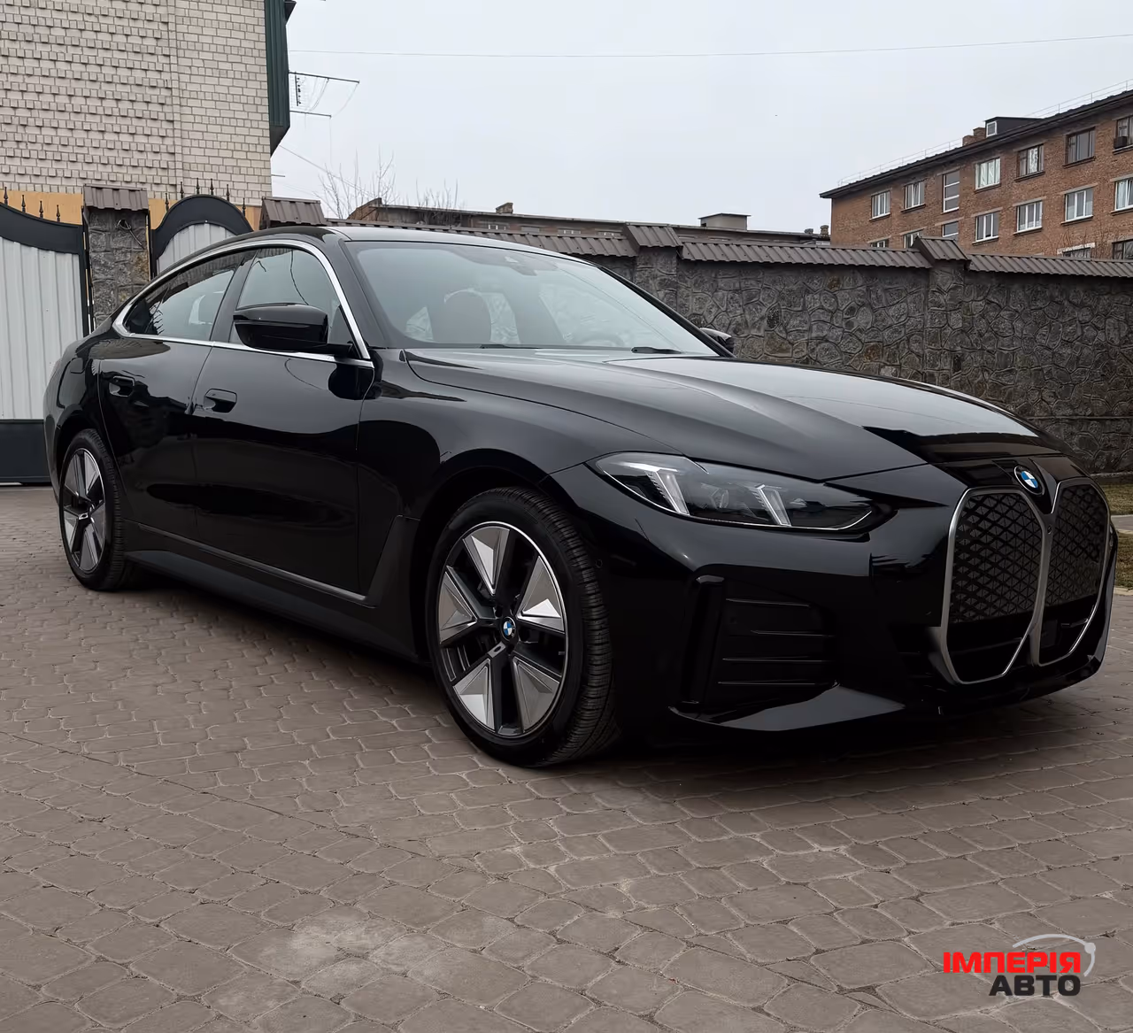 BMW i4 - фото 2