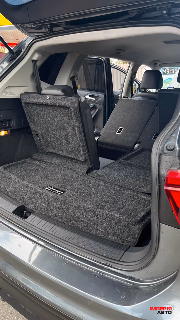 Volkswagen Tiguan - фото 7