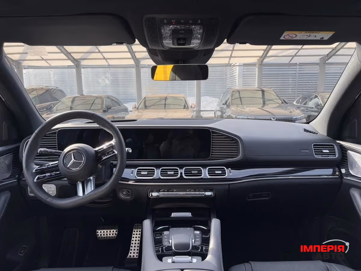 Mercedes-Benz GLS - фото 8