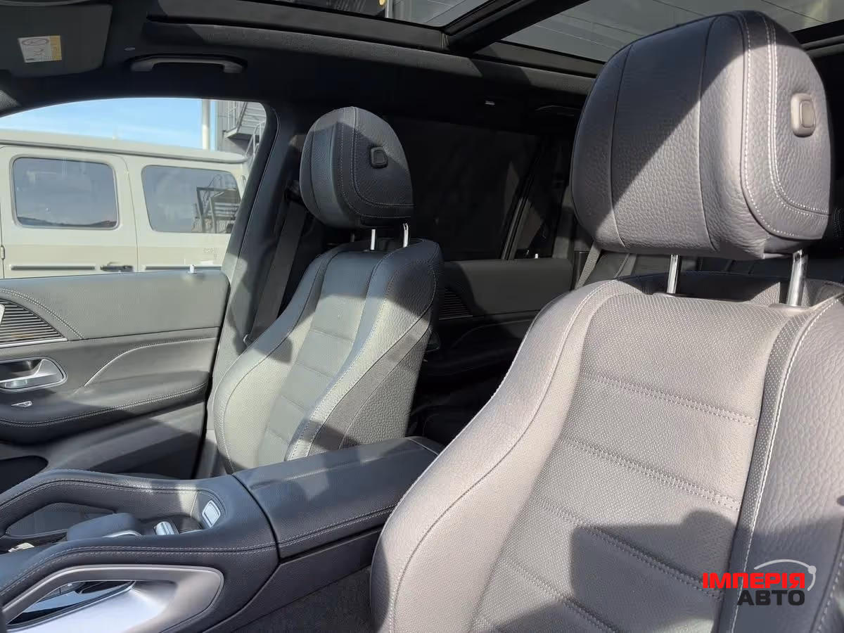 Mercedes-Benz GLS - фото 10