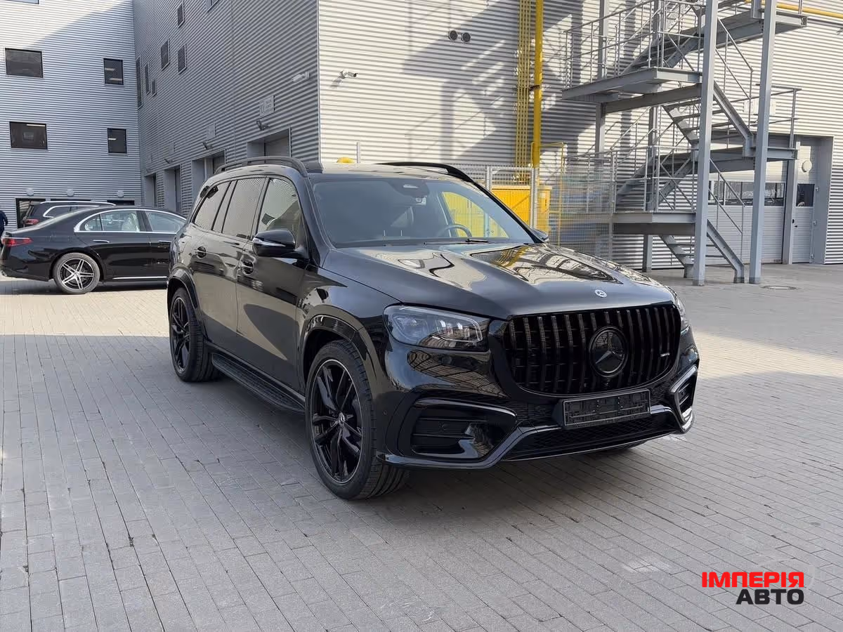 Mercedes-Benz GLS - фото 1