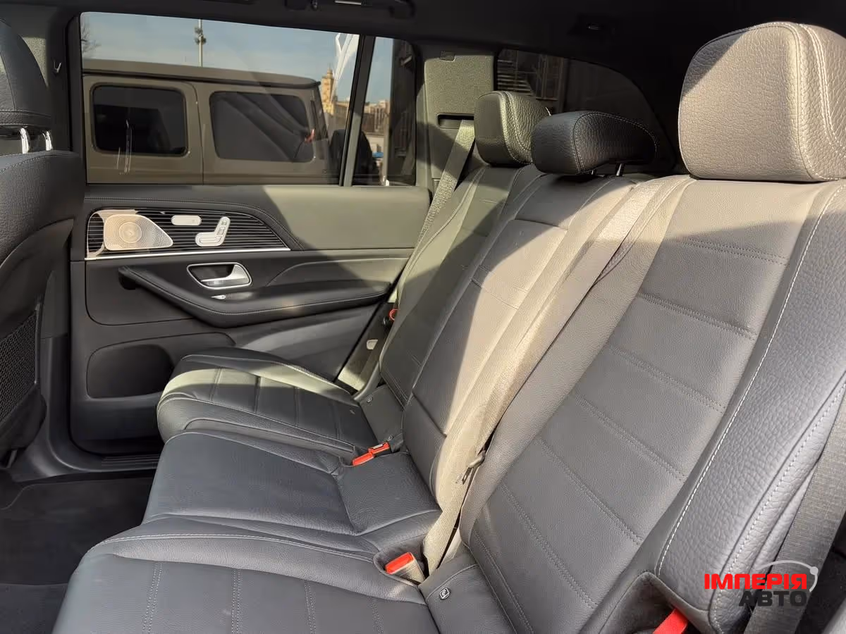 Mercedes-Benz GLS - фото 11