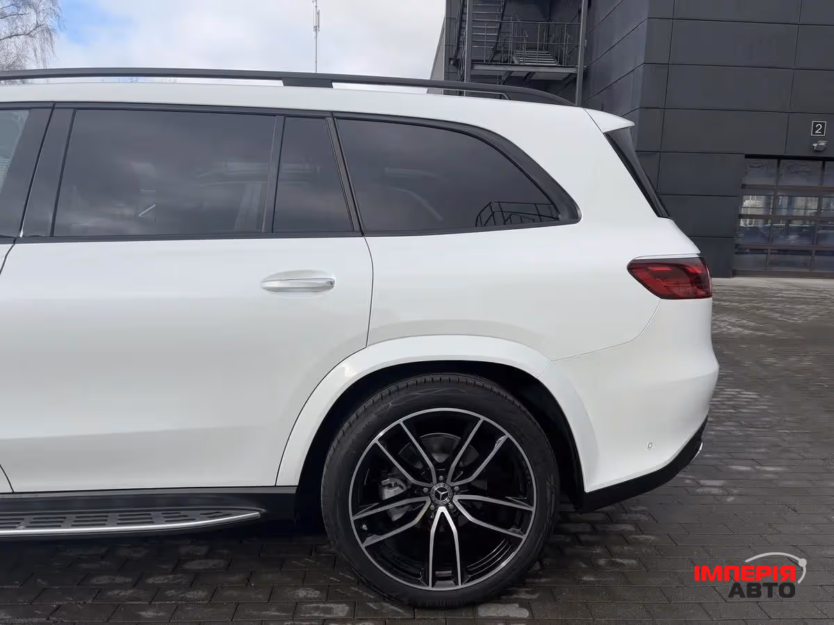 Mercedes-Benz GLS - фото 5