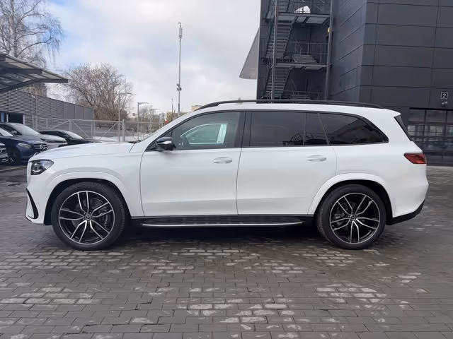 Mercedes-Benz GLS - фото 4
