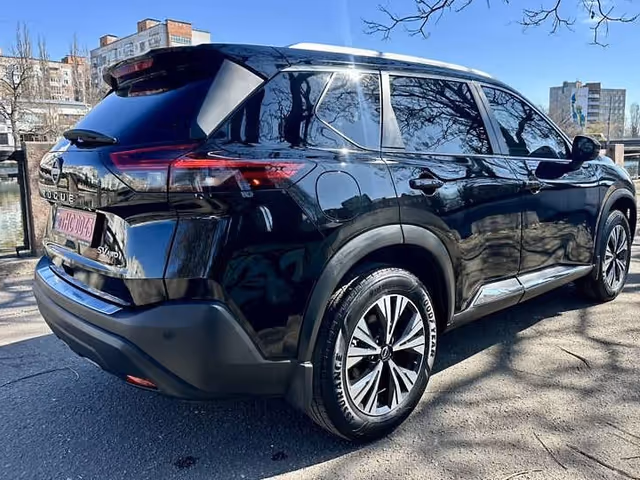Nissan Rogue - фото 4