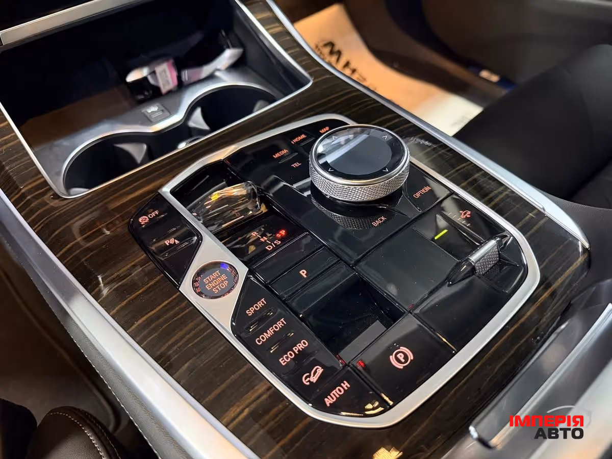BMW X7 - фото 10