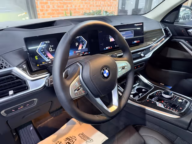 BMW X7 - фото 5