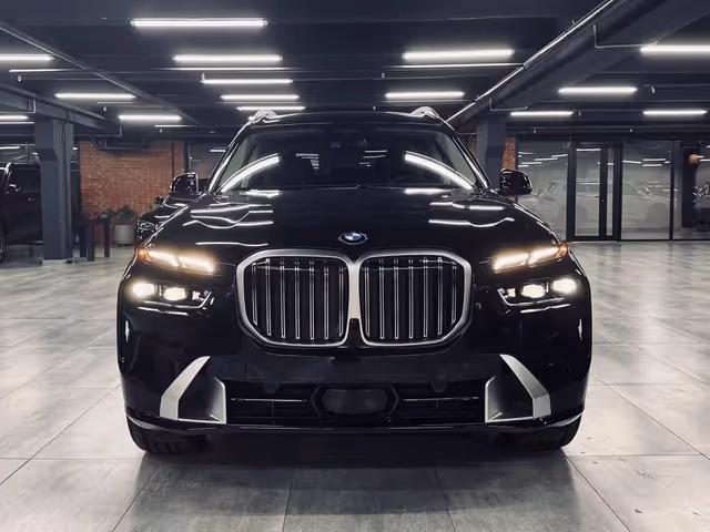BMW X7 - фото 2