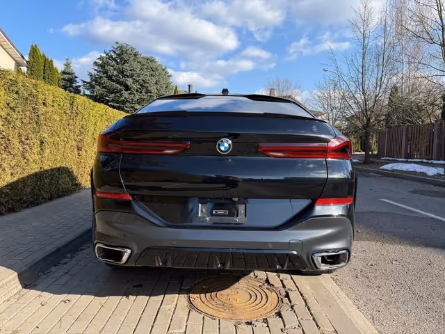 BMW X6 - фото 3