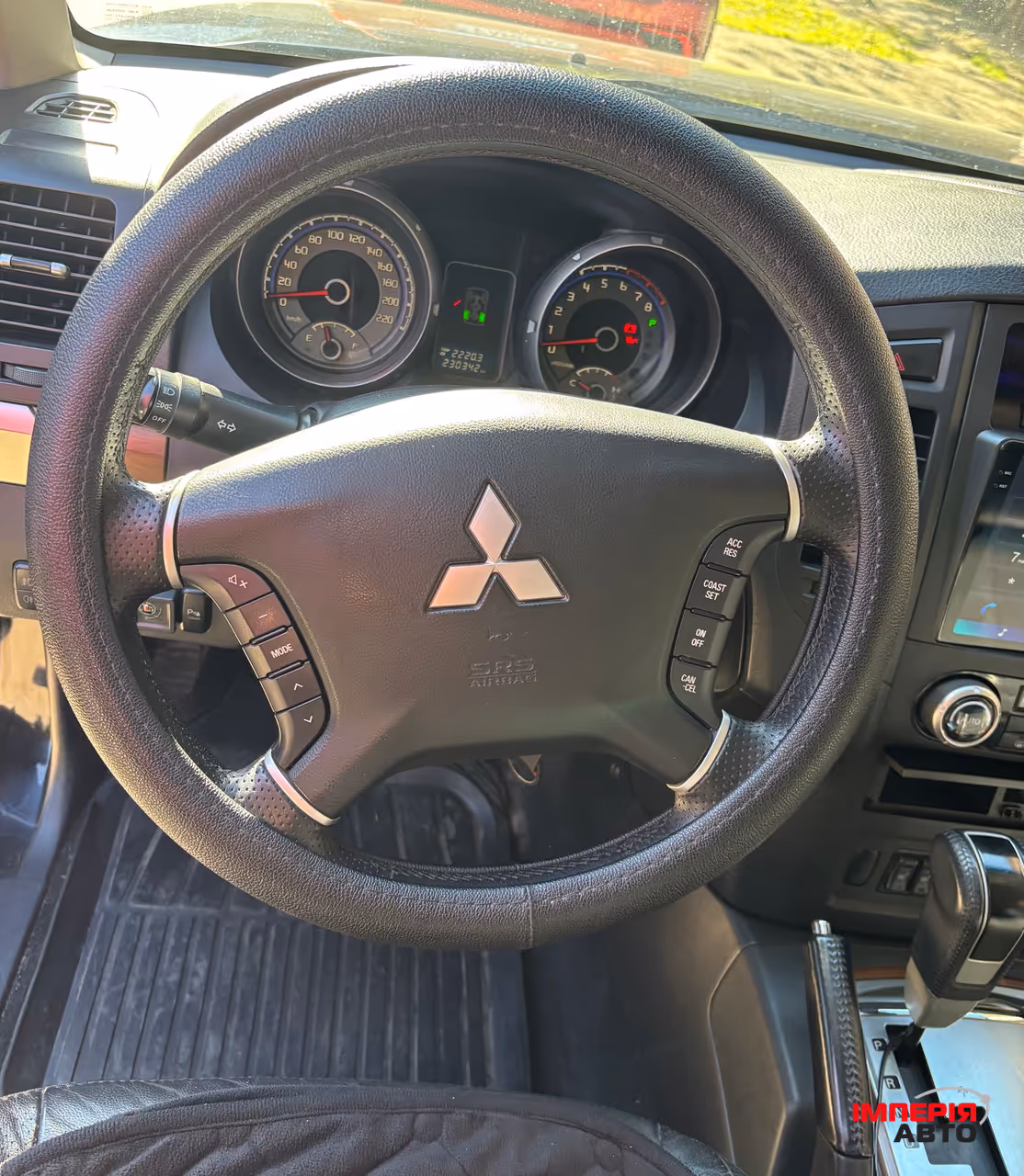 Mitsubishi Pajero - фото 22