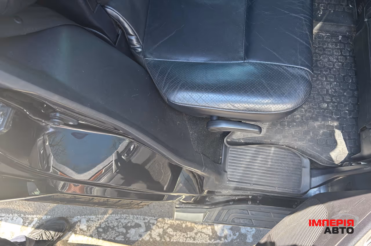 Mitsubishi Pajero - фото 39