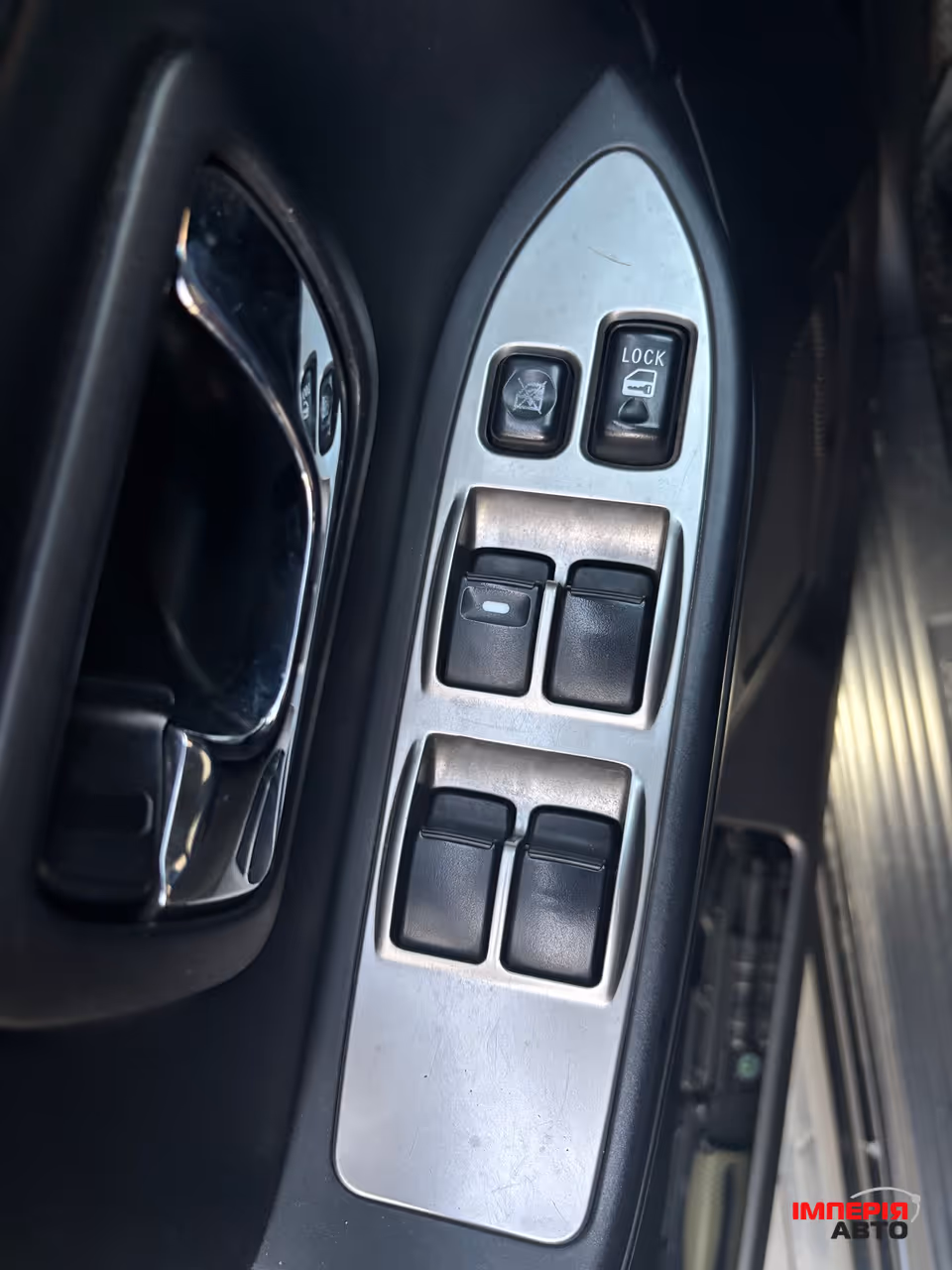 Mitsubishi Pajero - фото 28