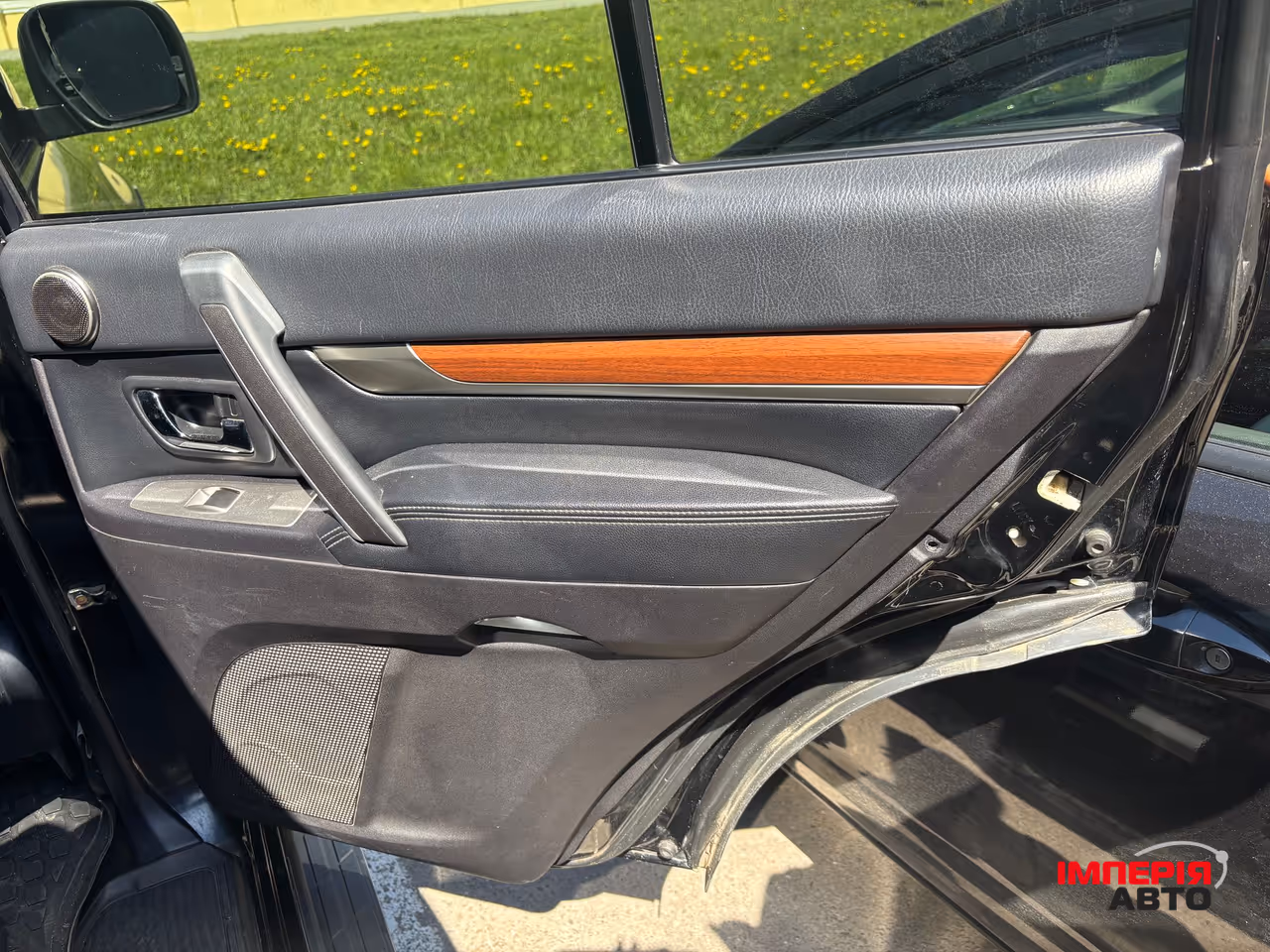 Mitsubishi Pajero - фото 38