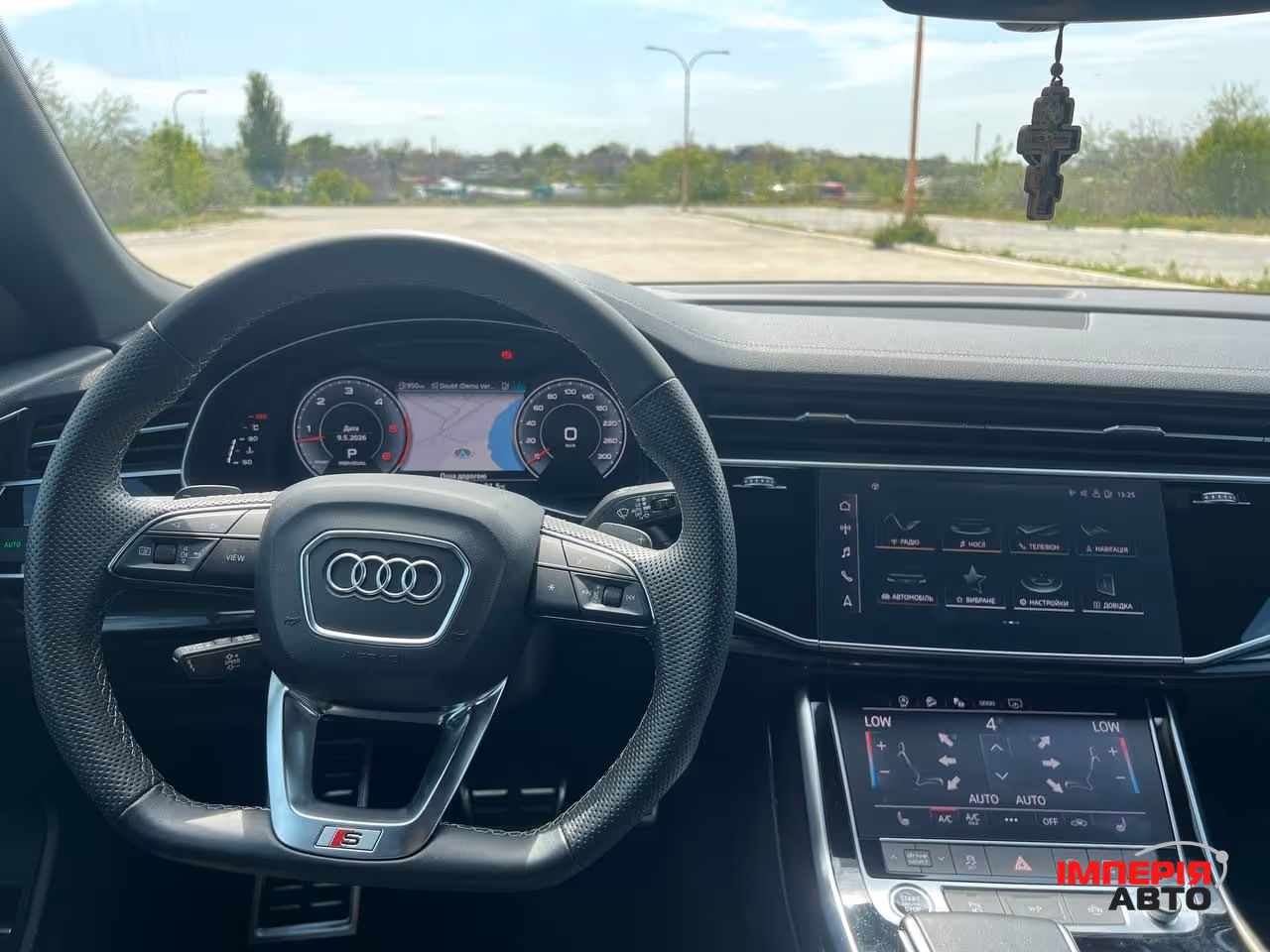Audi Q8 - фото 16