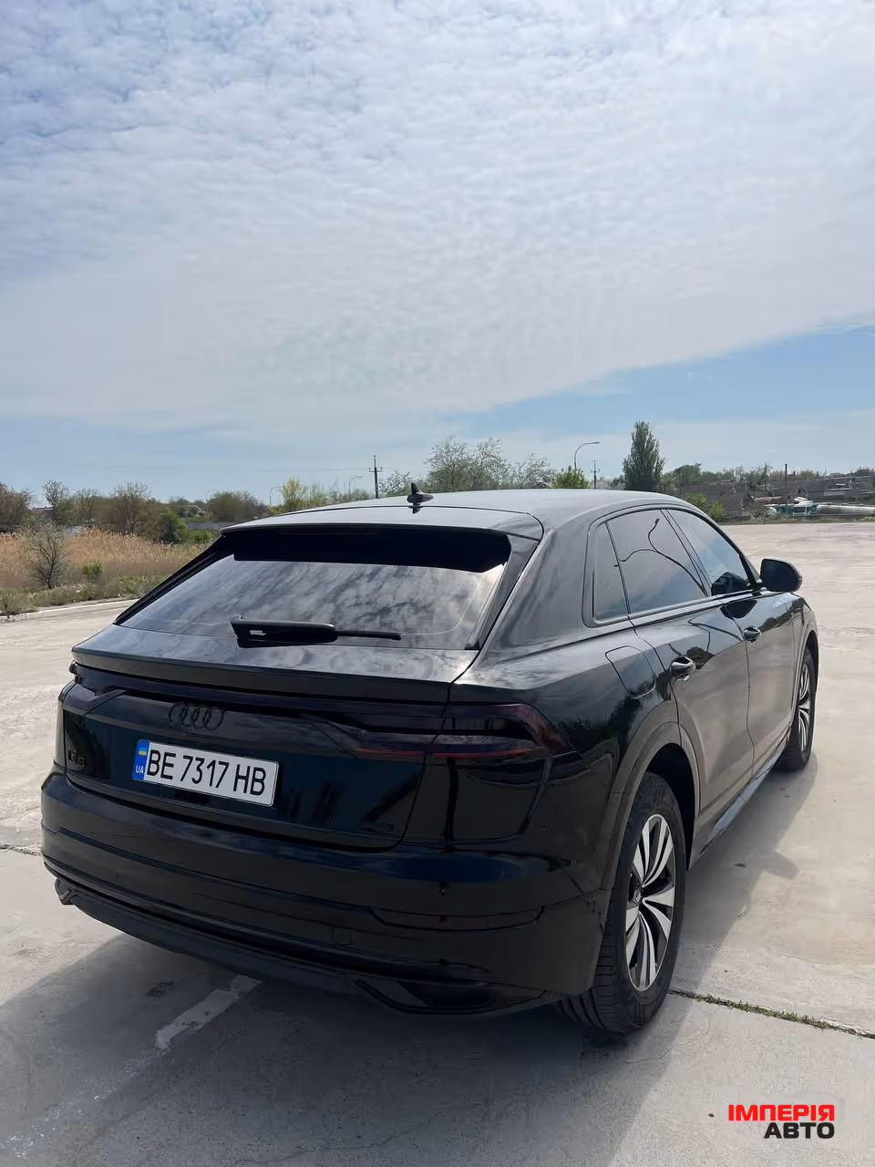 Audi Q8 - фото 5