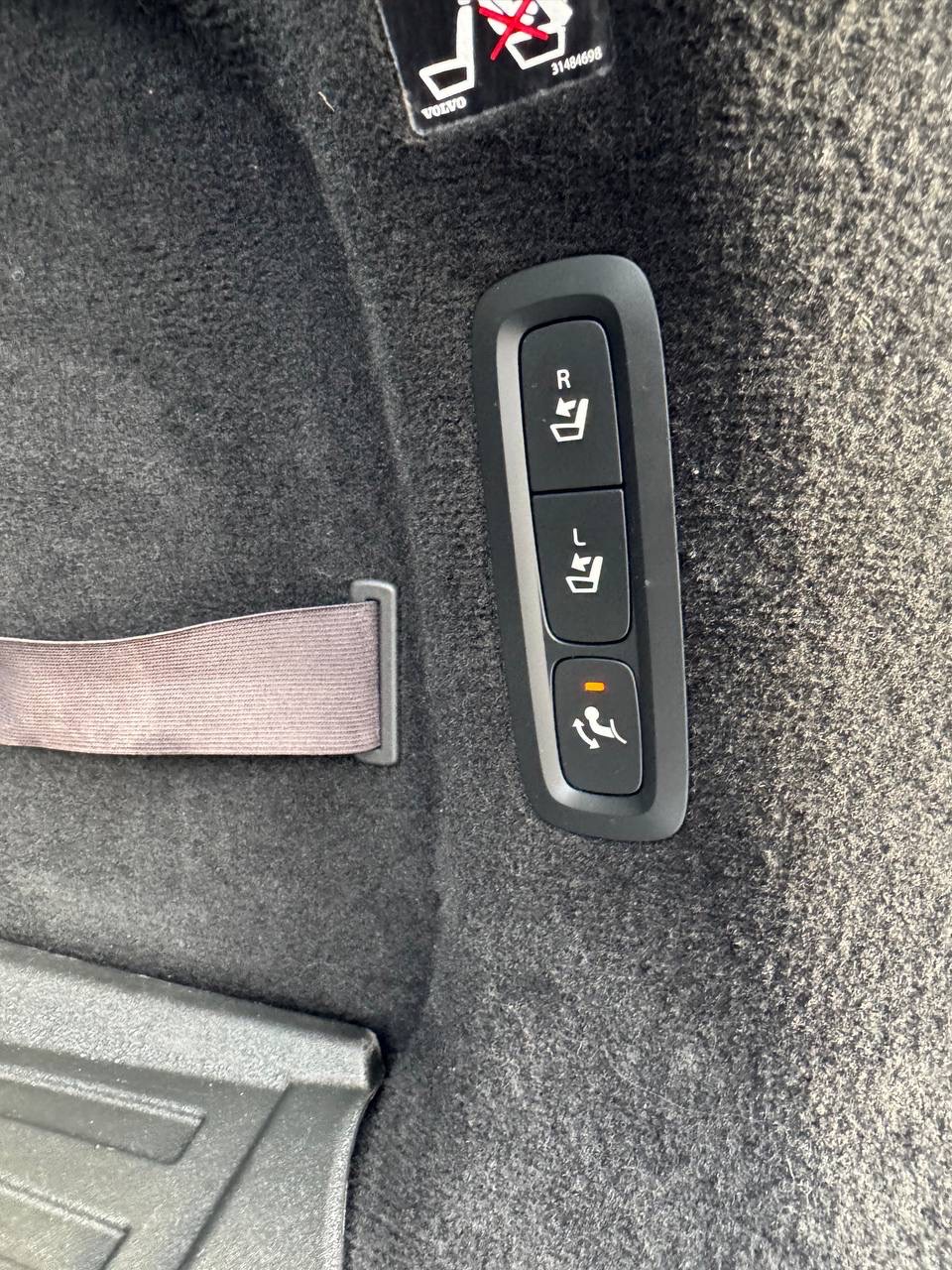 Volvo V90 Cross Country - фото 6