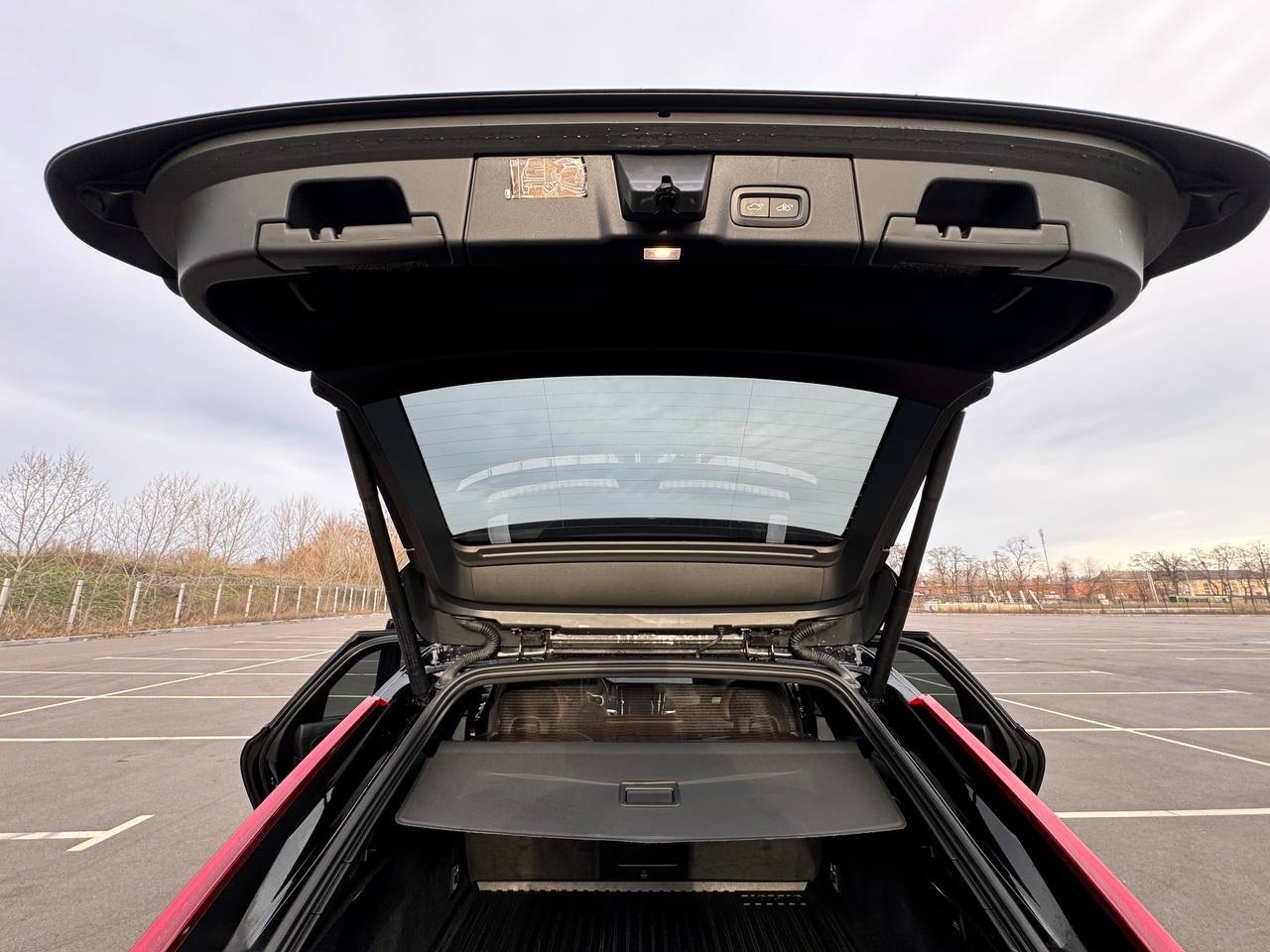 Volvo V90 Cross Country - фото 36