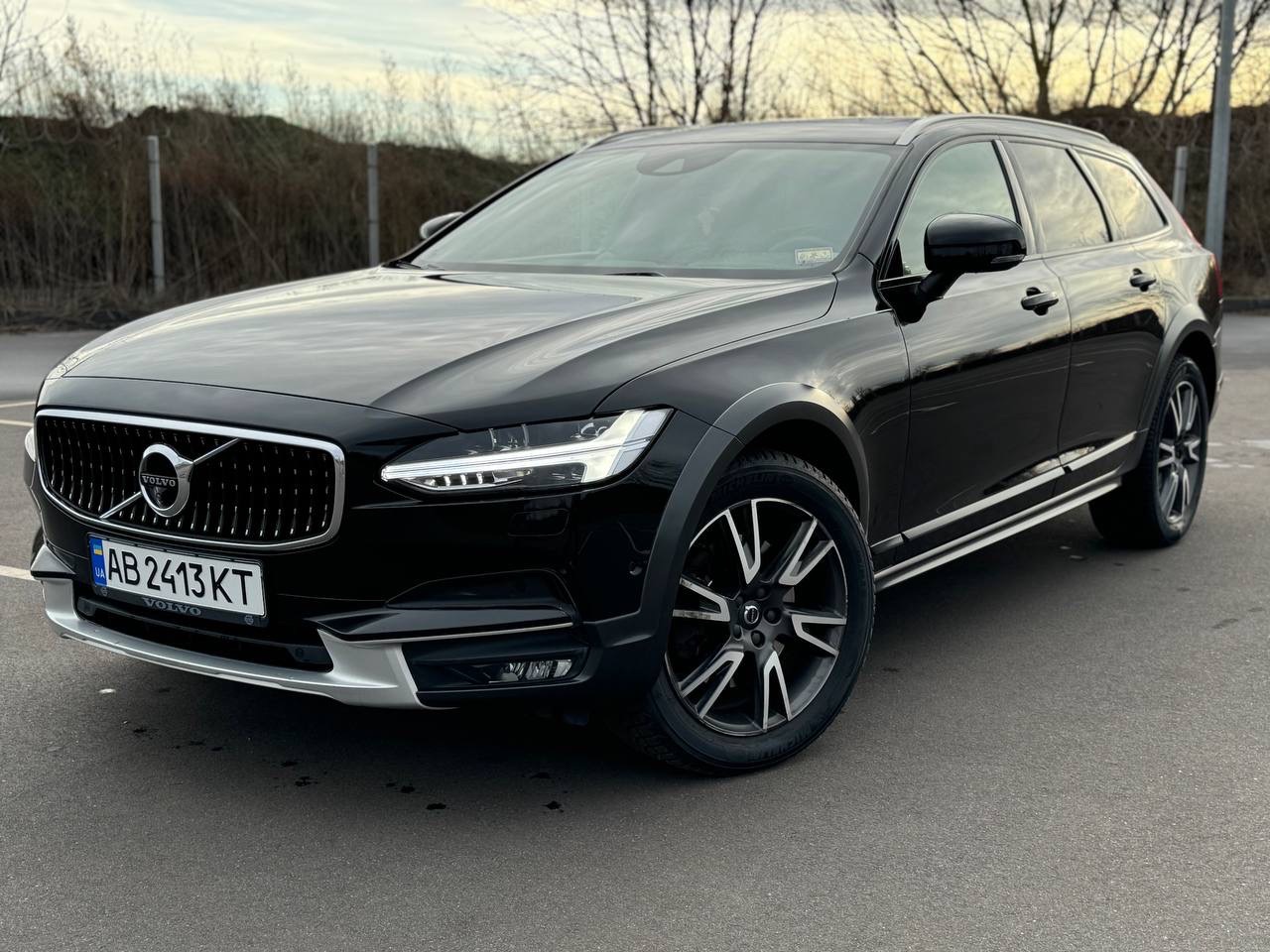 Volvo V90 Cross Country - фото 3