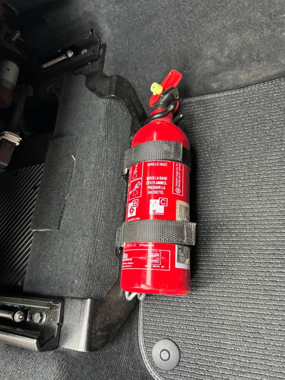 Volvo V90 Cross Country - фото 4