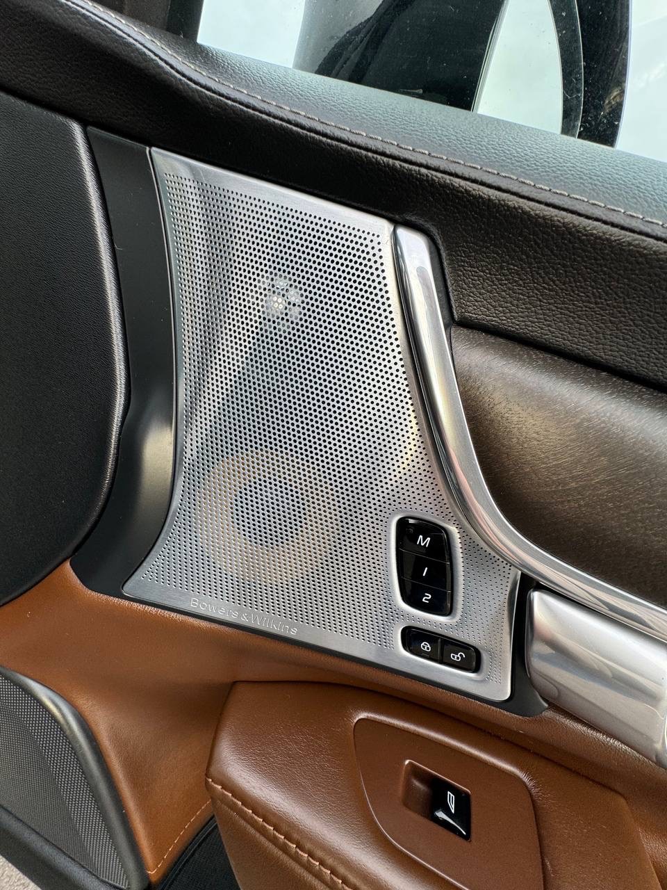 Volvo V90 Cross Country - фото 48