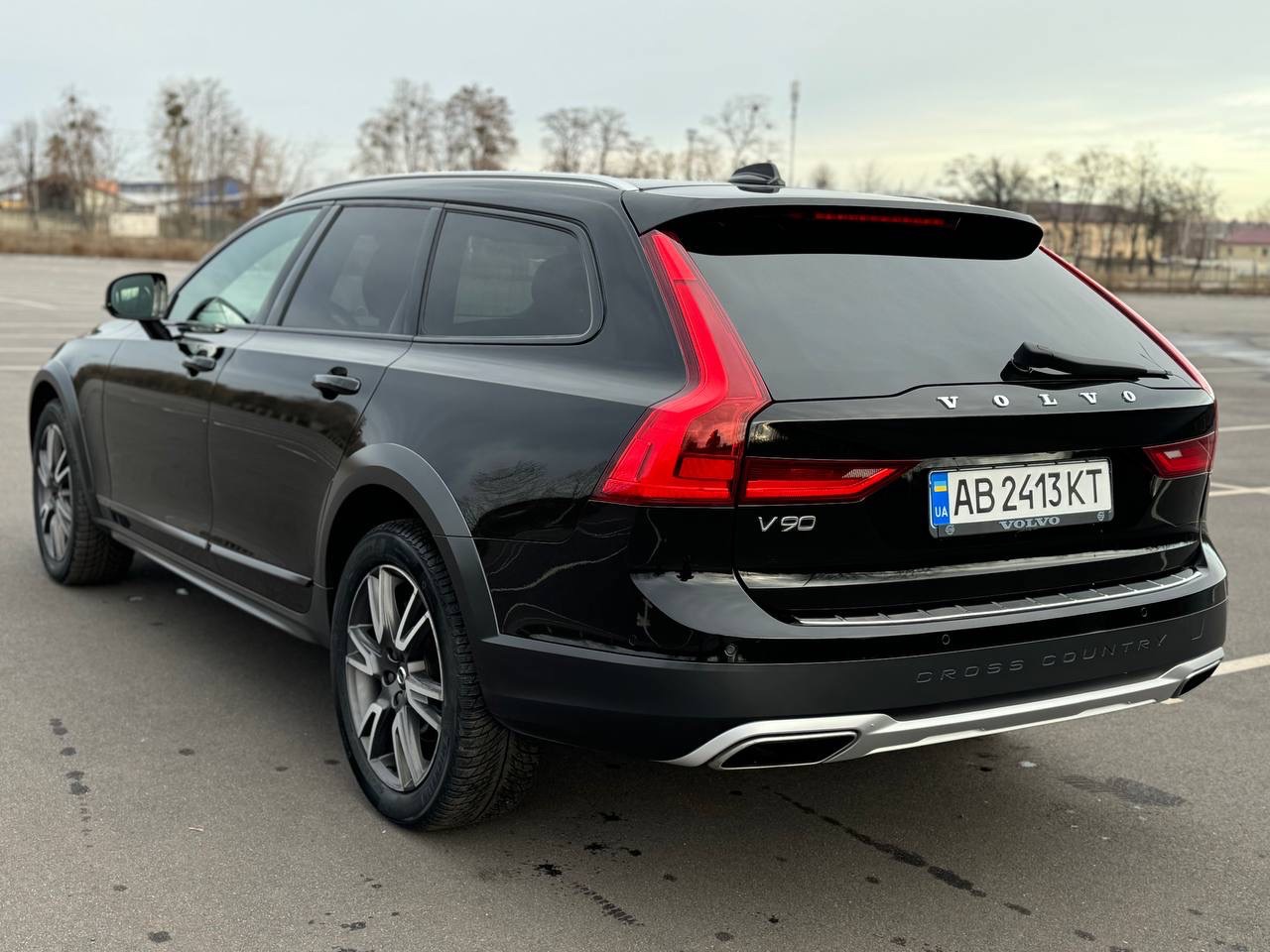 Volvo V90 Cross Country - фото 24