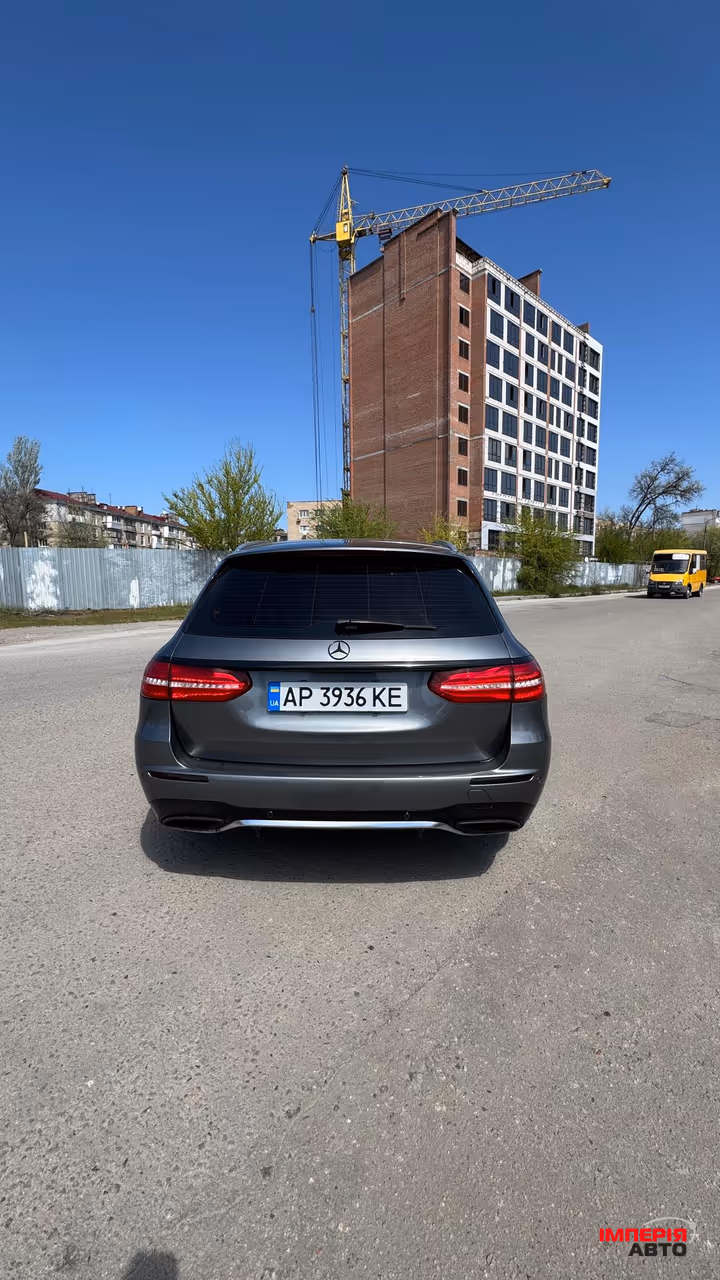 Mercedes-Benz E-Класс - фото 23