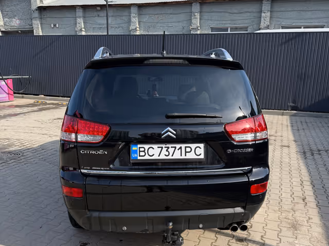 Citroen C-Crosser - фото 4