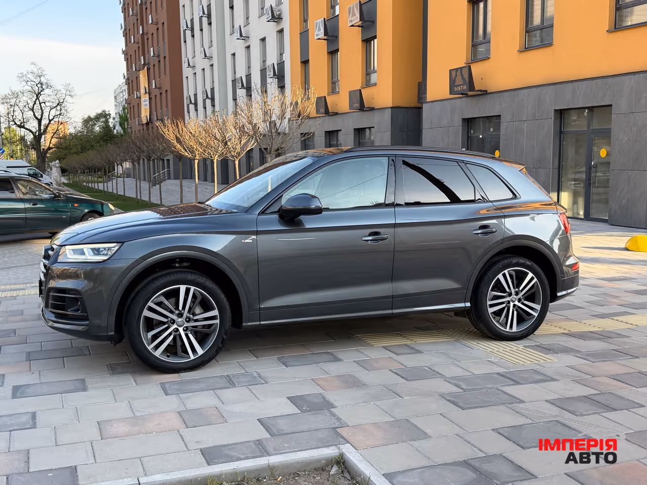 Audi Q5 - фото 4