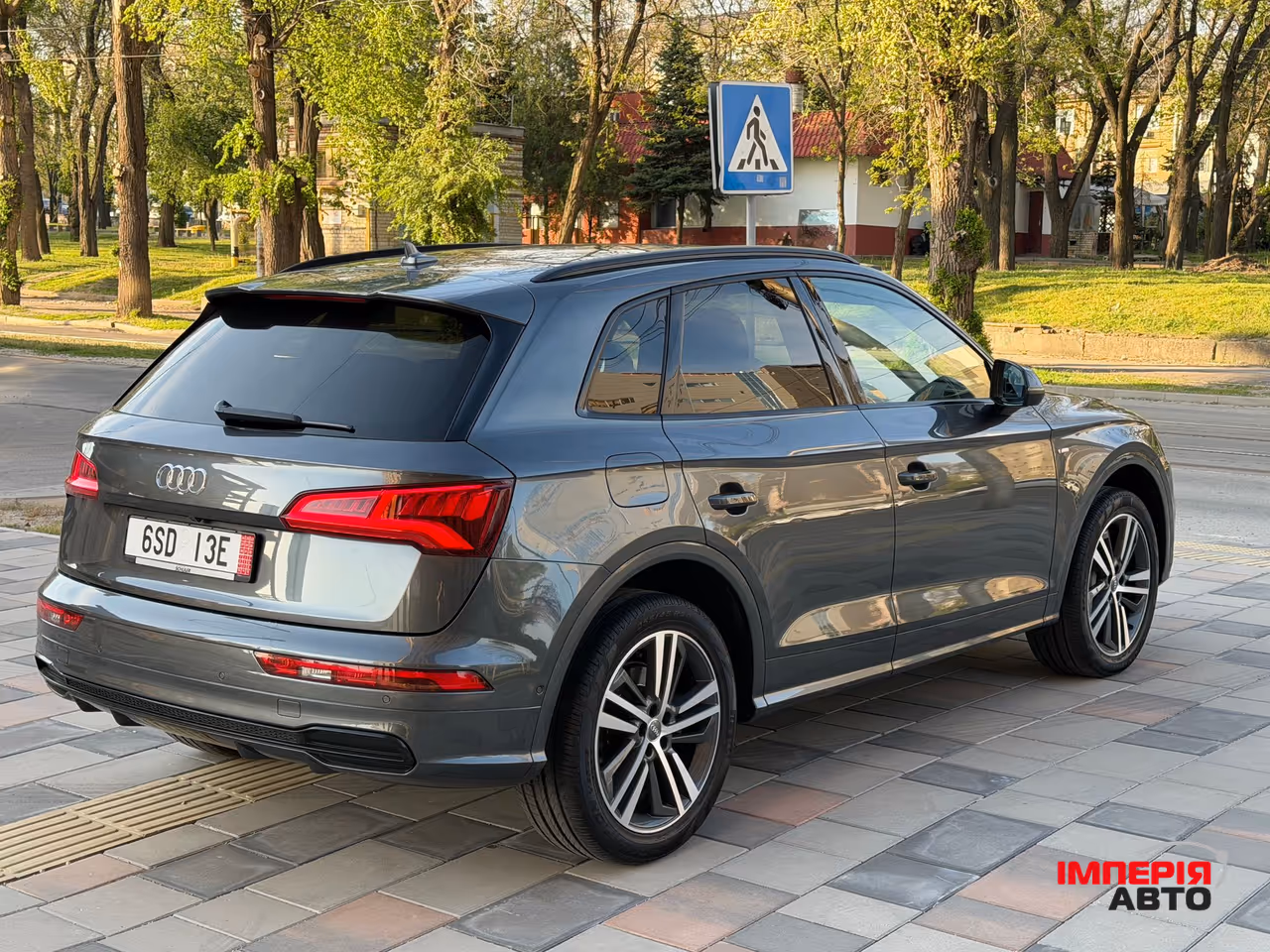 Audi Q5 - фото 12