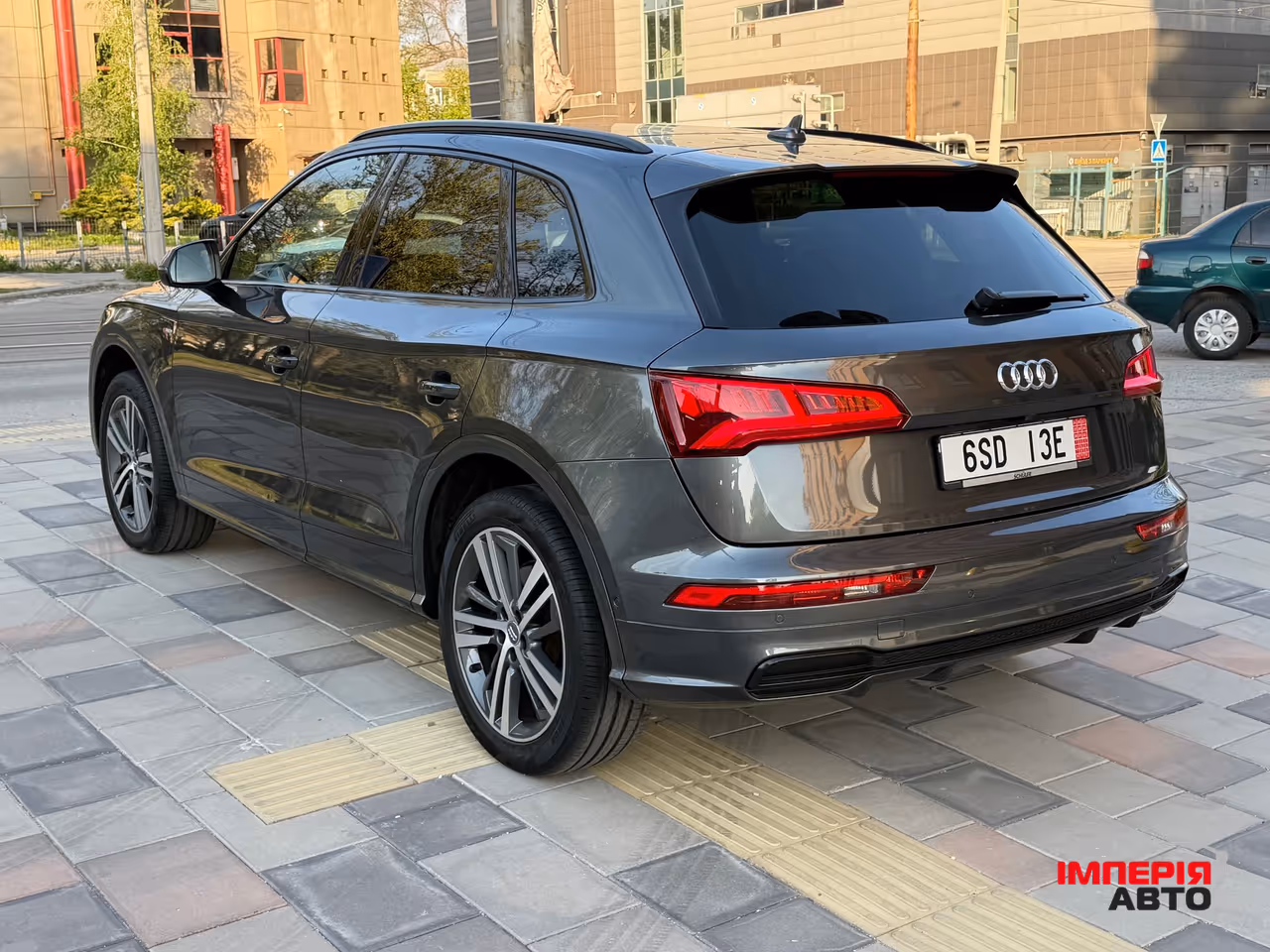 Audi Q5 - фото 9
