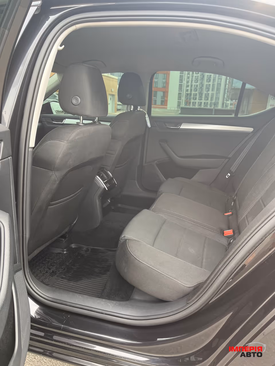 Skoda Superb - фото 18