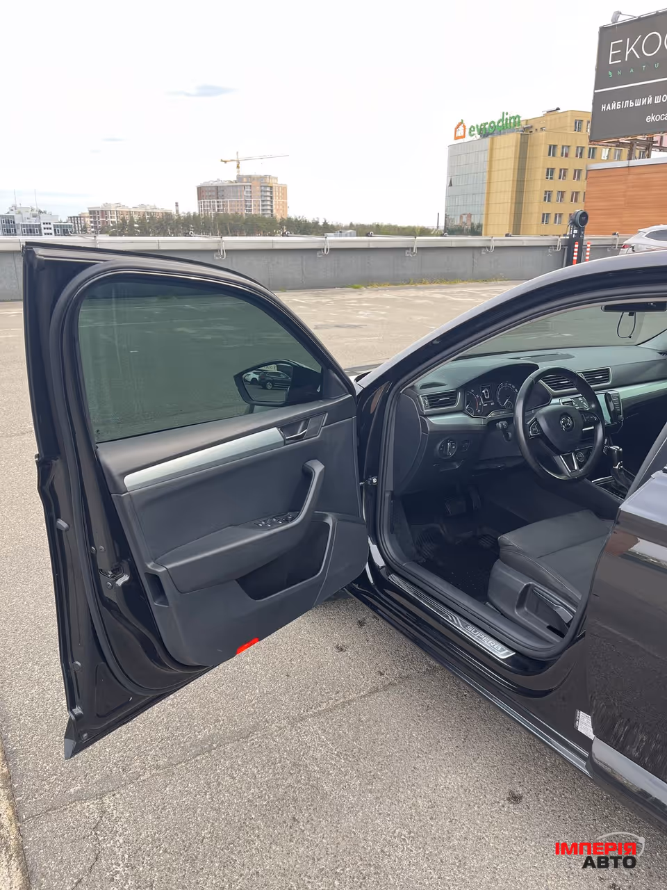 Skoda Superb - фото 17