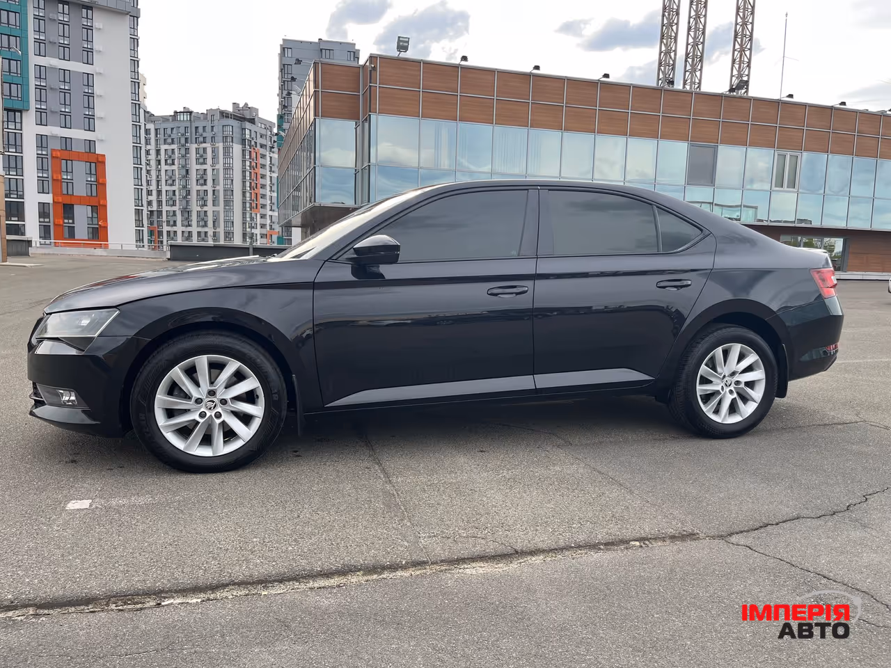 Skoda Superb - фото 3