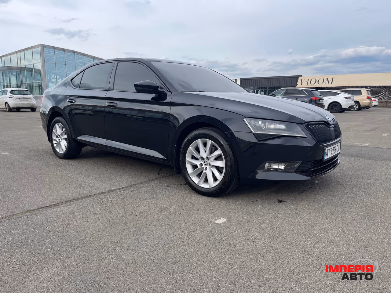 Skoda Superb - фото 5